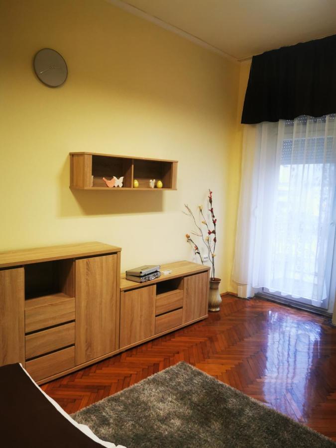 Baross-Hat 5 Szolnok Exterior foto